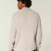 Lässiger Pullover mit Reißverschluss und Zahlengrafik