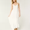 Maxikleid im Häkelstil aus gemischtem Stoff Maxikleid im Häkelstil aus gemischtem Stoff