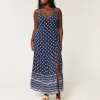 Maxikleid mit offenem Rücken Maxikleid mit offenem Rücken