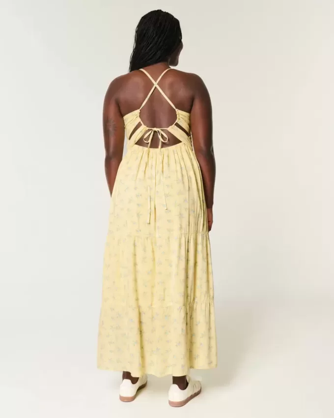 Maxikleid mit offenem Rücken Maxikleid mit offenem Rücken