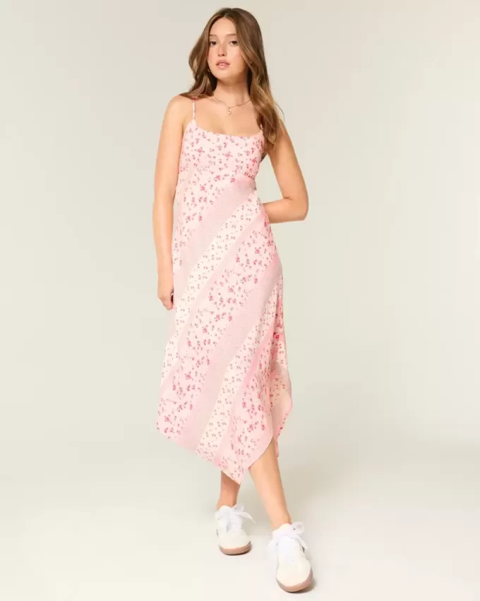 Midikleid mit asymmetrischem Saum