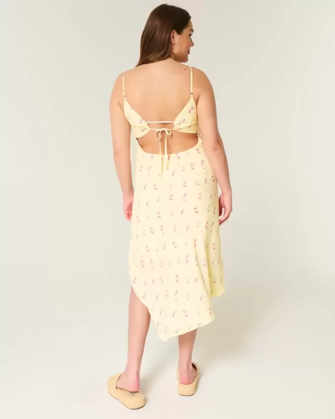 Midikleid mit asymmetrischem Saum