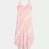 Midikleid mit asymmetrischem Saum