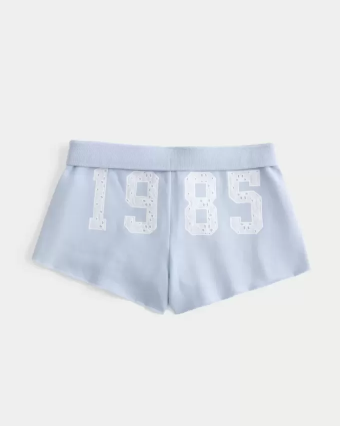 Mini-Fleece-Shorts mit Spitzengrafik Mini-Fleece-Shorts mit Spitzengrafik