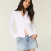 Mini-Skort aus Denim in heller Waschung mit Nieten