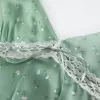 Mini-Slipkleid mit Spitzendetail
