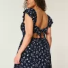 Minikleid mit Flatterärmeln und V-Taille Minikleid mit Flatterärmeln und V-Taille