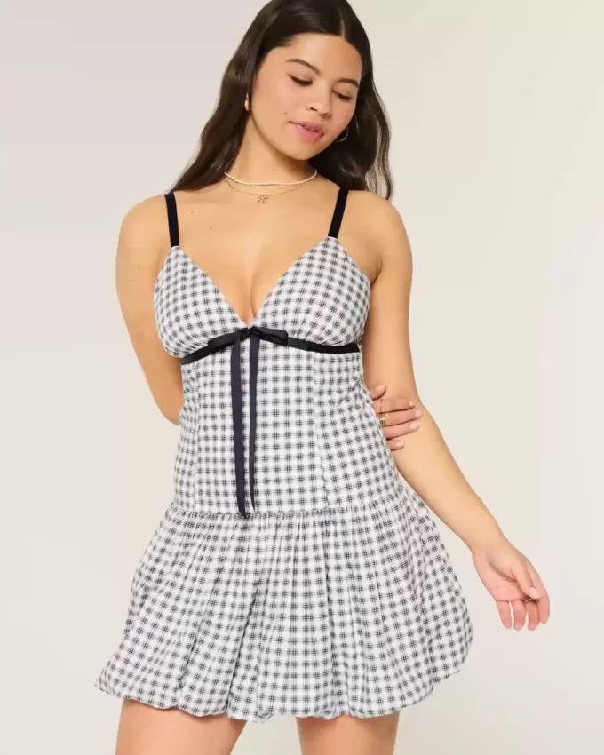 Minikleid mit V-Ausschnitt und Bubble-Muster