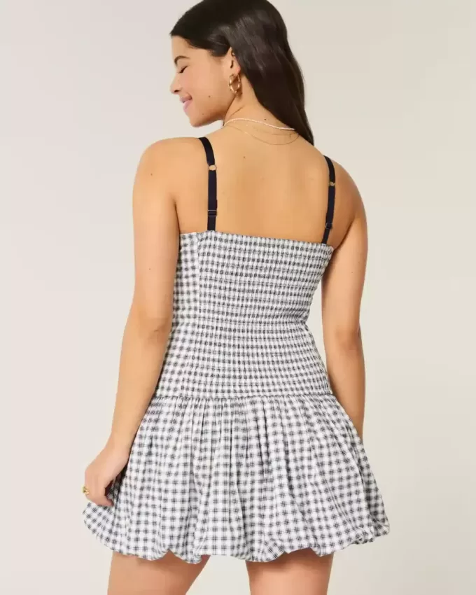 Minikleid mit V-Ausschnitt und Bubble-Muster