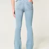 Mittelhohe Bootcut-Jeans in heller Waschung Mittelhohe Bootcut-Jeans in heller Waschung