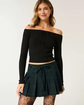 Mittelhoher, plissierter Mini-Skort