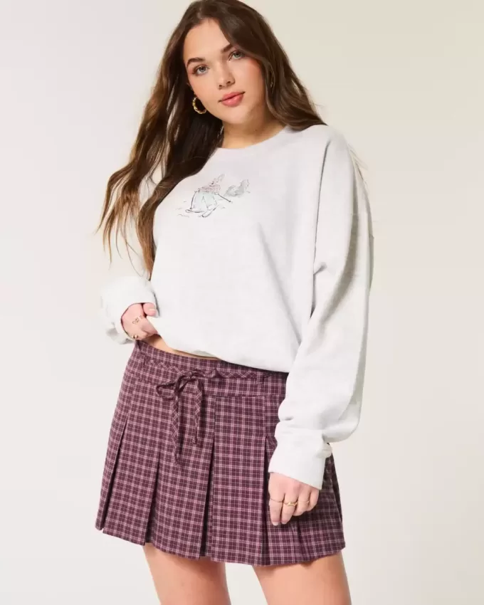 Mittelhoher, plissierter Mini-Skort