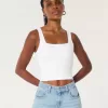 Nahtloses Tanktop aus Stoff mit quadratischem Ausschnitt Nahtloses Tanktop aus Stoff mit quadratischem Ausschnitt