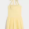 Neckholder-Minikleid mit tiefer Taille Neckholder-Minikleid mit tiefer Taille