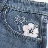 Niedrig sitzender Mini-Skort aus besticktem Denim