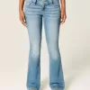 Niedrige Bootcut-Jeans mit mittlerer Waschung und Blumenstickerei