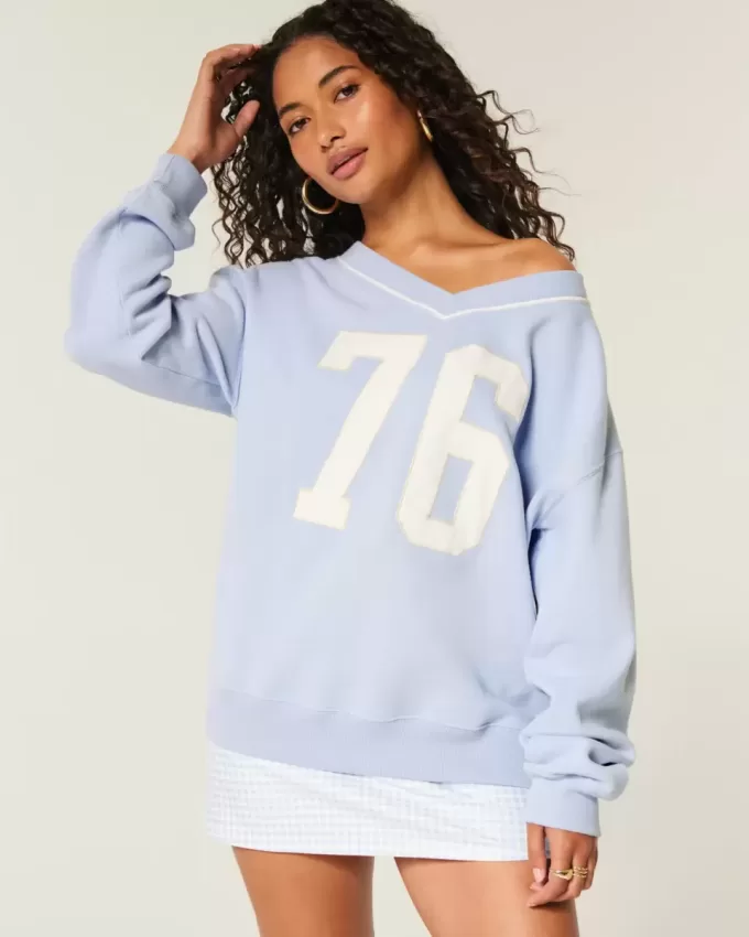 Oversize-Sweatshirt mit V-Ausschnitt und Zahlengrafik
