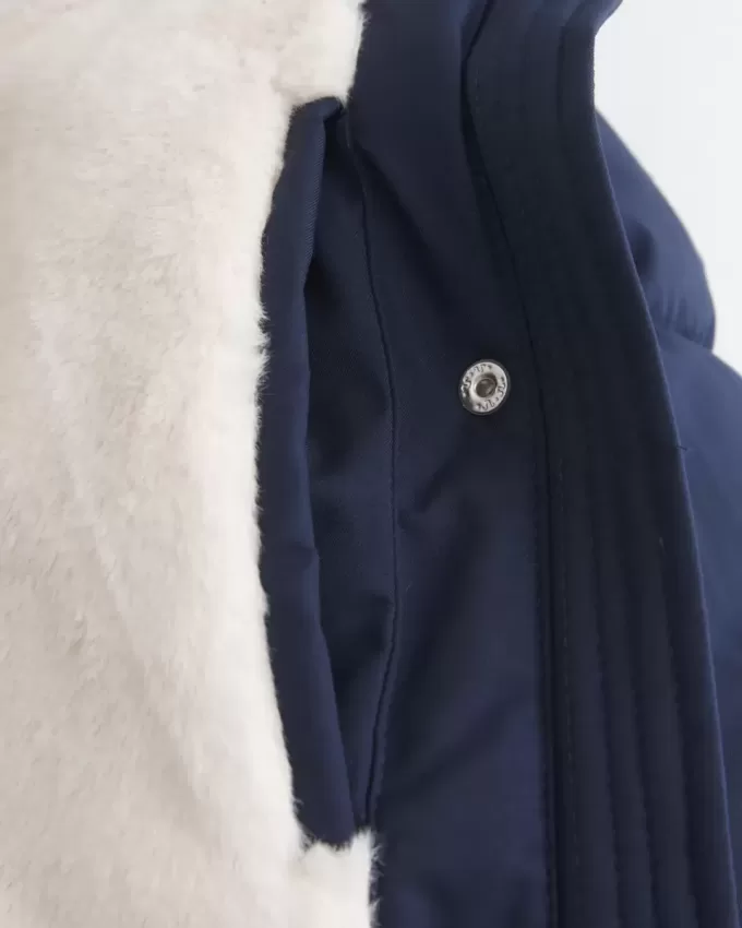 Pufferjacke mit Kunstpelzfutter