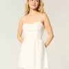 Rückenfreies Crosshatch-Skort-Kleid Rückenfreies Crosshatch-Skort-Kleid