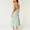 Rückenfreies Midi-Slipkleid aus Leinenmischung Rückenfreies Midi-Slipkleid aus Leinenmischung