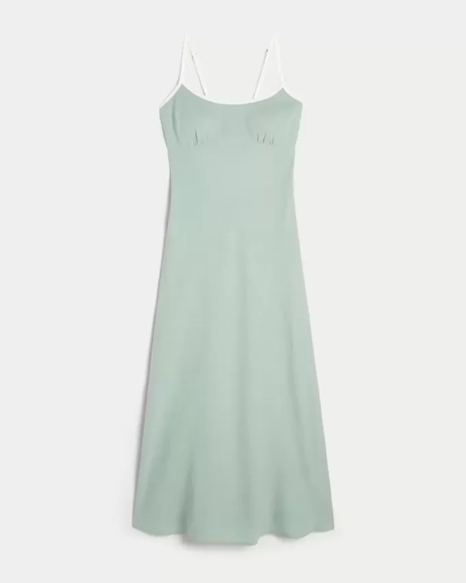 Rückenfreies Midi-Slipkleid aus Leinenmischung Rückenfreies Midi-Slipkleid aus Leinenmischung