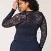 Rundhals-Top mit durchgehender Spitze Rundhals-Top mit durchgehender Spitze