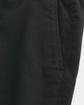 Schlupfshorts aus Leinenmischung bis zur Mitte des Oberschenkels