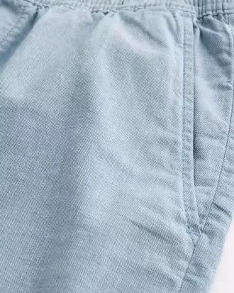 Schlupfshorts aus Leinenmischung bis zur Mitte des Oberschenkels