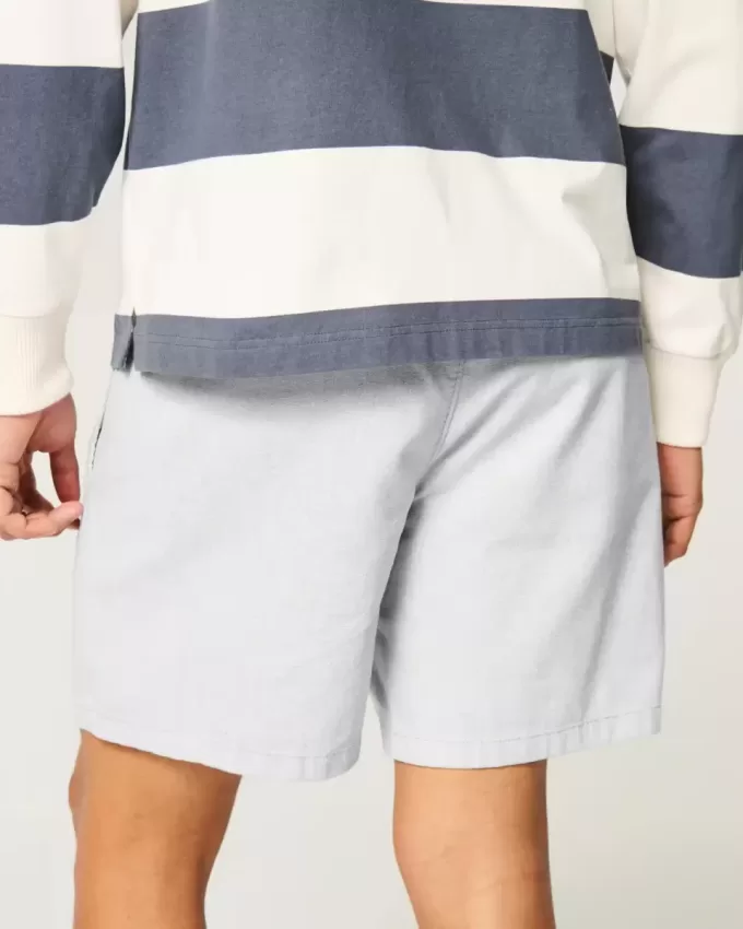 Schlupfshorts aus Leinenmischung bis zur Mitte des Oberschenkels Schlupfshorts aus Leinenmischung bis zur Mitte des Oberschenkels