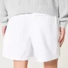 Schlupfshorts aus Leinenmischung bis zur Mitte des Oberschenkels Schlupfshorts aus Leinenmischung bis zur Mitte des Oberschenkels