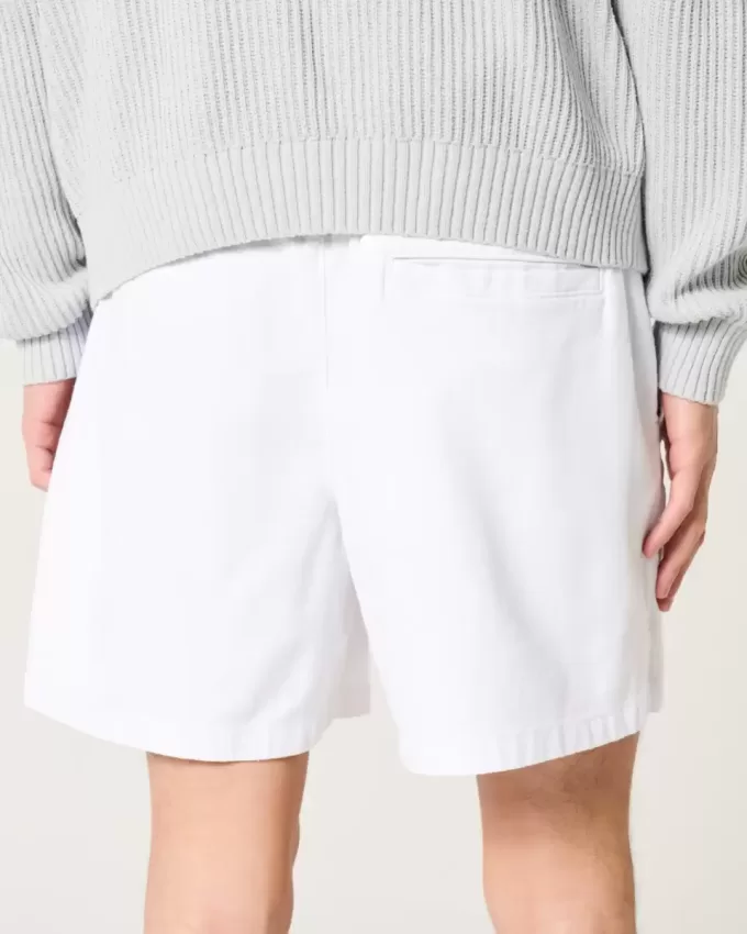 Schlupfshorts aus Leinenmischung bis zur Mitte des Oberschenkels Schlupfshorts aus Leinenmischung bis zur Mitte des Oberschenkels