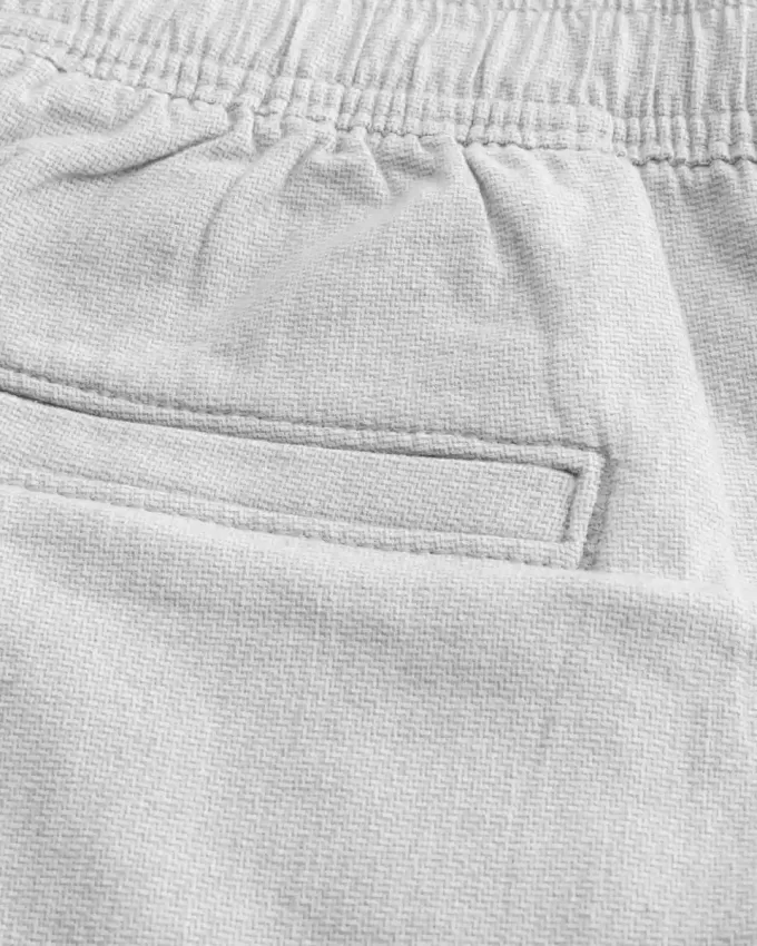 Schlupfshorts aus Leinenmischung bis zur Mitte des Oberschenkels Schlupfshorts aus Leinenmischung bis zur Mitte des Oberschenkels