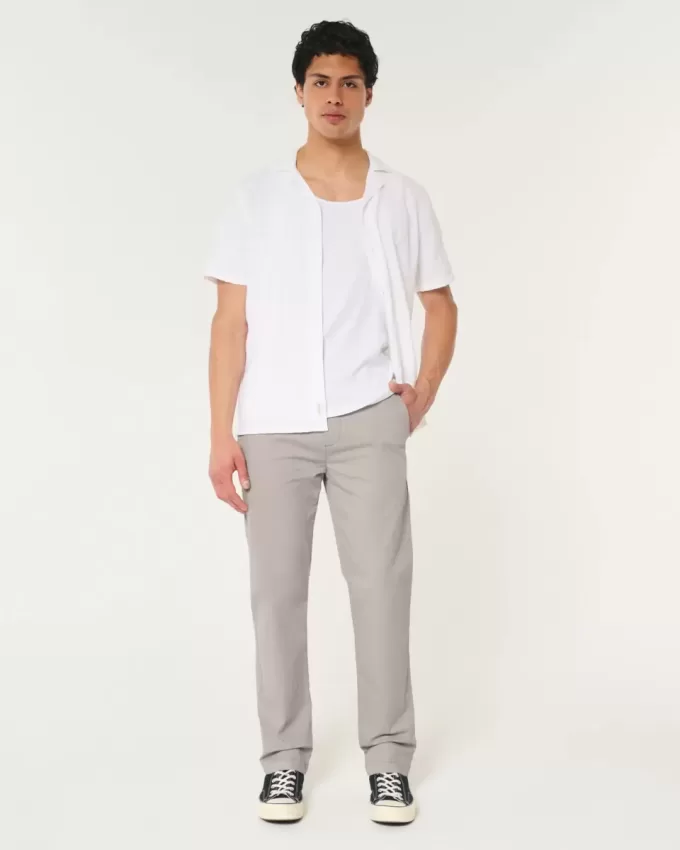Schmale, gerade Chinohose