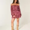 Schulterfreies/offenes gewebtes Kleid Schulterfreies/offenes gewebtes Kleid