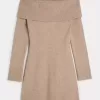 Schulterfreies Skater-Pulloverkleid Schulterfreies Skater-Pulloverkleid