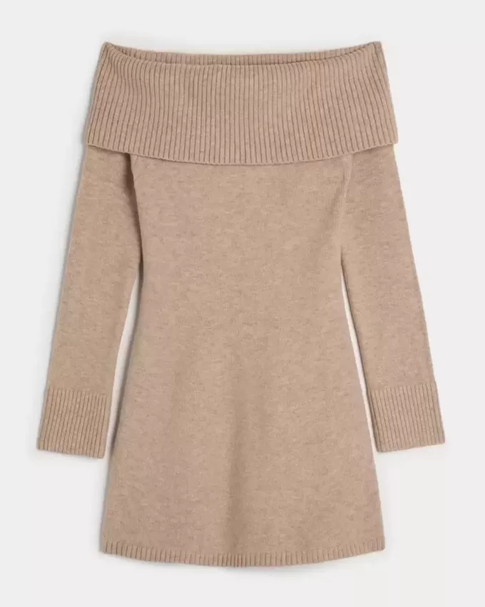 Schulterfreies Skater-Pulloverkleid Schulterfreies Skater-Pulloverkleid