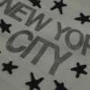 Schulterfreies T-Shirt mit verdrehter New York City-Grafik Schulterfreies T-Shirt mit verdrehter New York City-Grafik