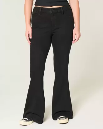 Schwarze Schlagjeans mit hohem Bund