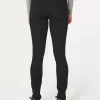 Schwarze Super Skinny Jeans mit niedrigem Bund Schwarze Super Skinny Jeans mit niedrigem Bund