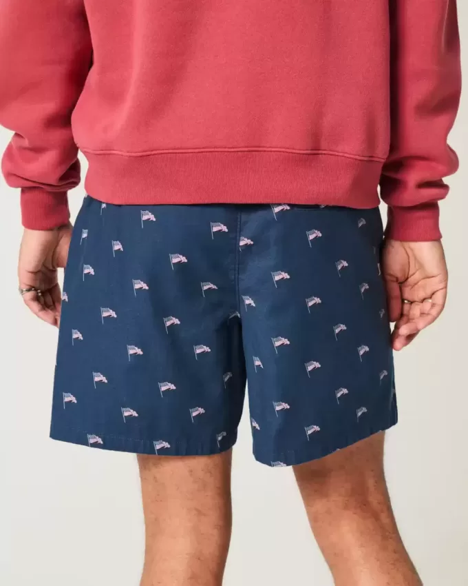 Shorts zum Überziehen mit amerikanischem Flaggenmuster bis zur Mitte des Oberschenkels