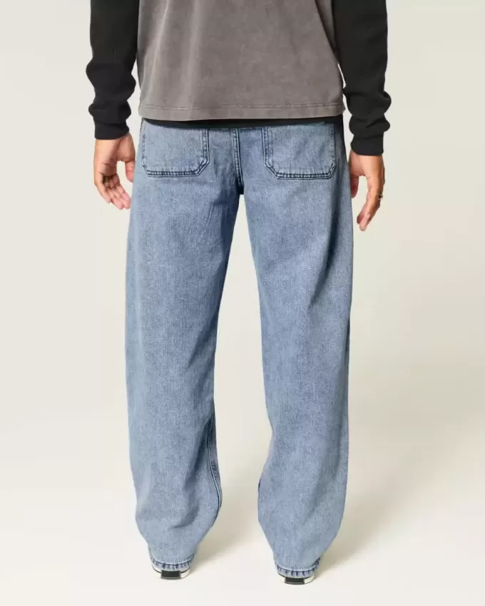 Skater-Baggy-Jeans in mittlerer Waschung