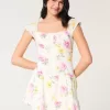 Skort-Kleid mit Flatterärmeln Skort-Kleid mit Flatterärmeln