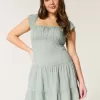 Skort-Kleid mit Flatterärmeln Skort-Kleid mit Flatterärmeln