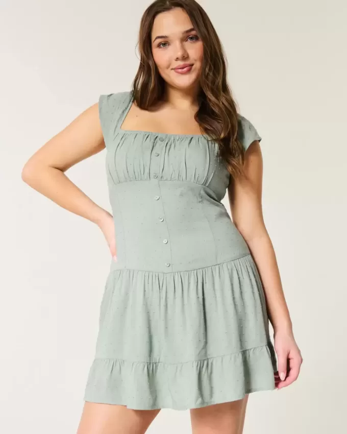 Skort-Kleid mit Flatterärmeln Skort-Kleid mit Flatterärmeln