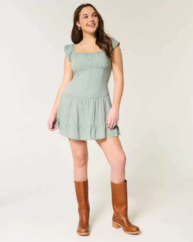 Skort-Kleid mit Flatterärmeln Skort-Kleid mit Flatterärmeln