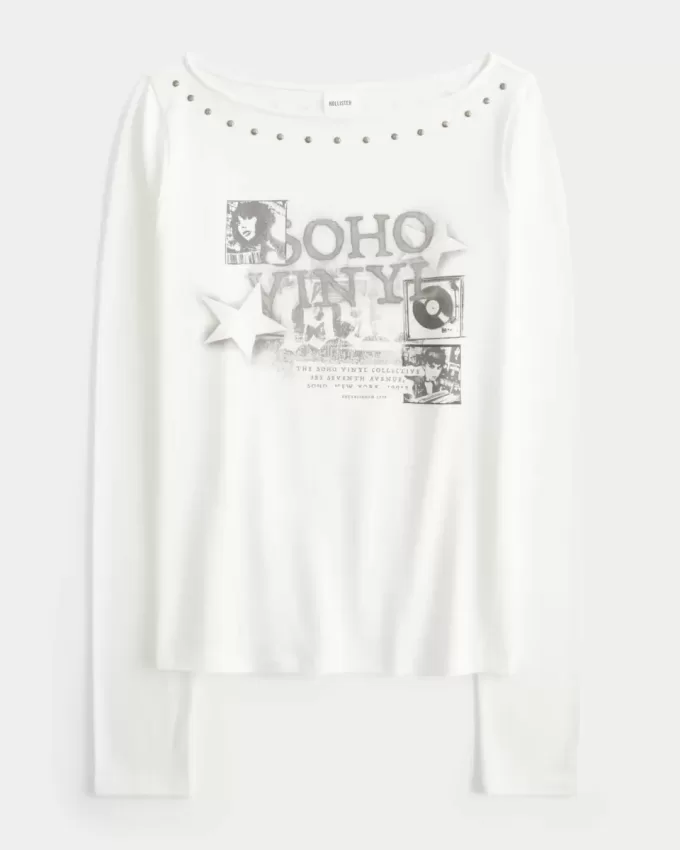 SoHo-Top mit Grafik und Schlitzausschnitt und Nieten