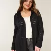 Stitchy Cardigan mit Kapuze und No-Close-Muster Stitchy Cardigan mit Kapuze und No-Close-Muster