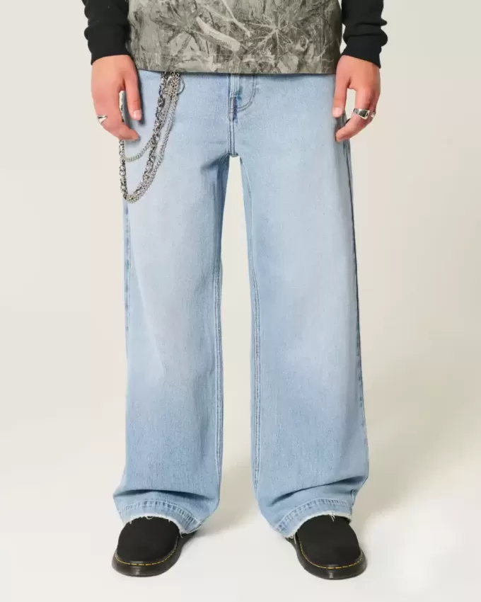 Super Baggy-Jeans mit Astronauten-Grafik in heller Waschung