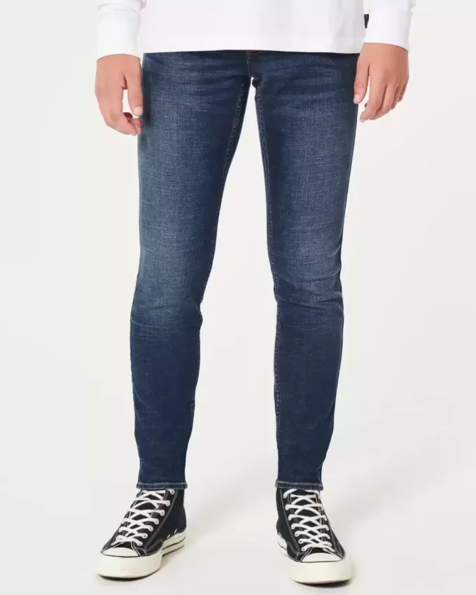 Superenge Jeans in dunkler Waschung Superenge Jeans in dunkler Waschung
