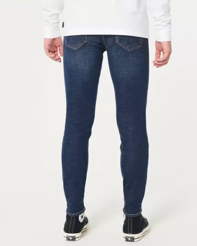 Superenge Jeans in dunkler Waschung Superenge Jeans in dunkler Waschung